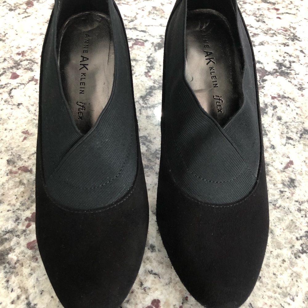 Anne Klein like new bootie 9